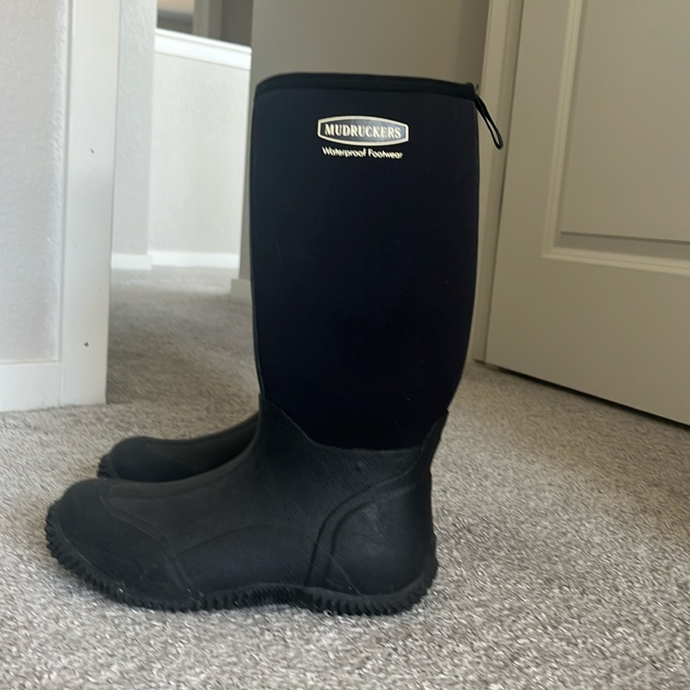 Mudruckers insulated waterproof boots